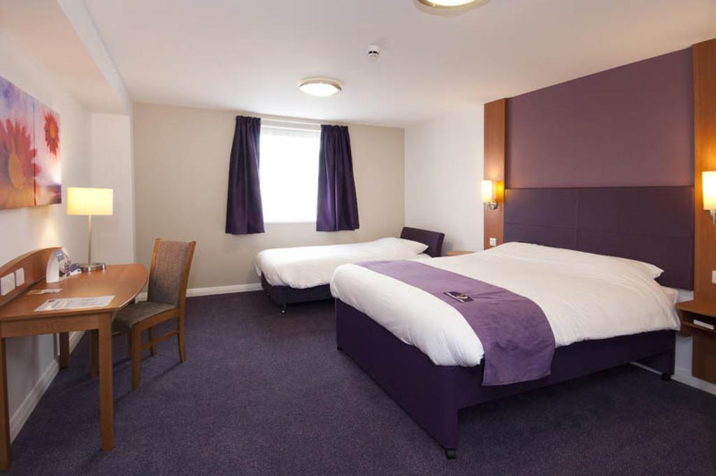 Premier Inn Norwich - Broadlands Park Thorpe St Andrew Room photo